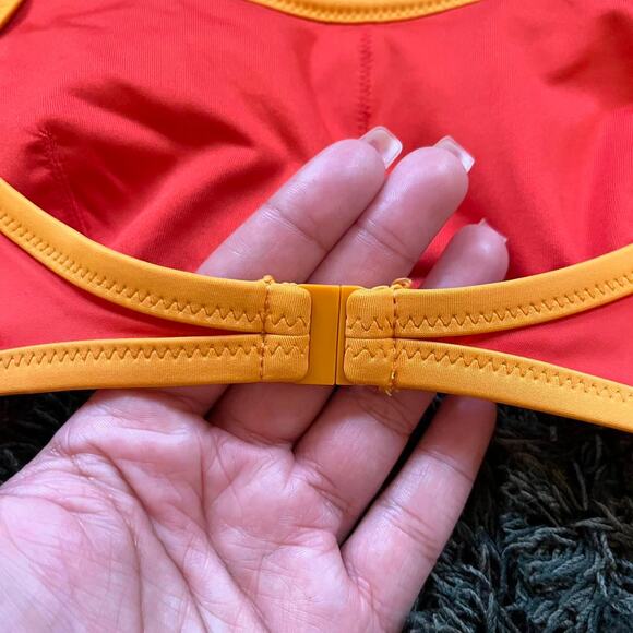 Tomas Maier x Uniqlo bikini - Picture 4 of 6